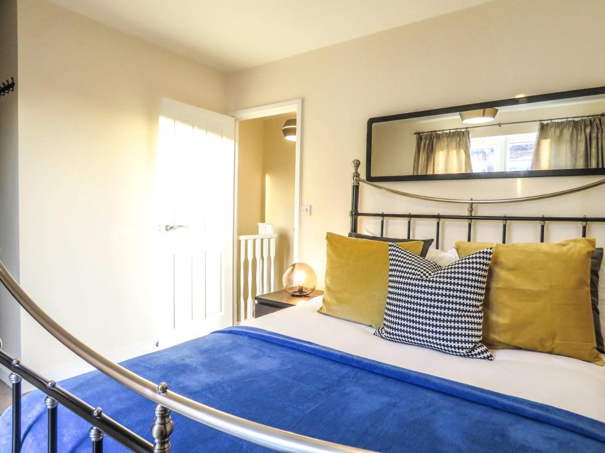 Tudors Esuites 4 Bedroom House Driveway & Garden Birmingham Luaran gambar