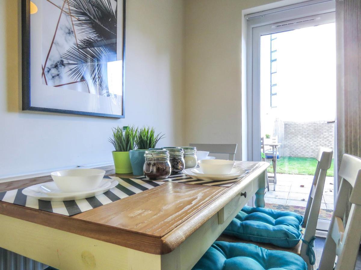 Tudors Esuites 4 Bedroom House Driveway & Garden Birmingham Luaran gambar