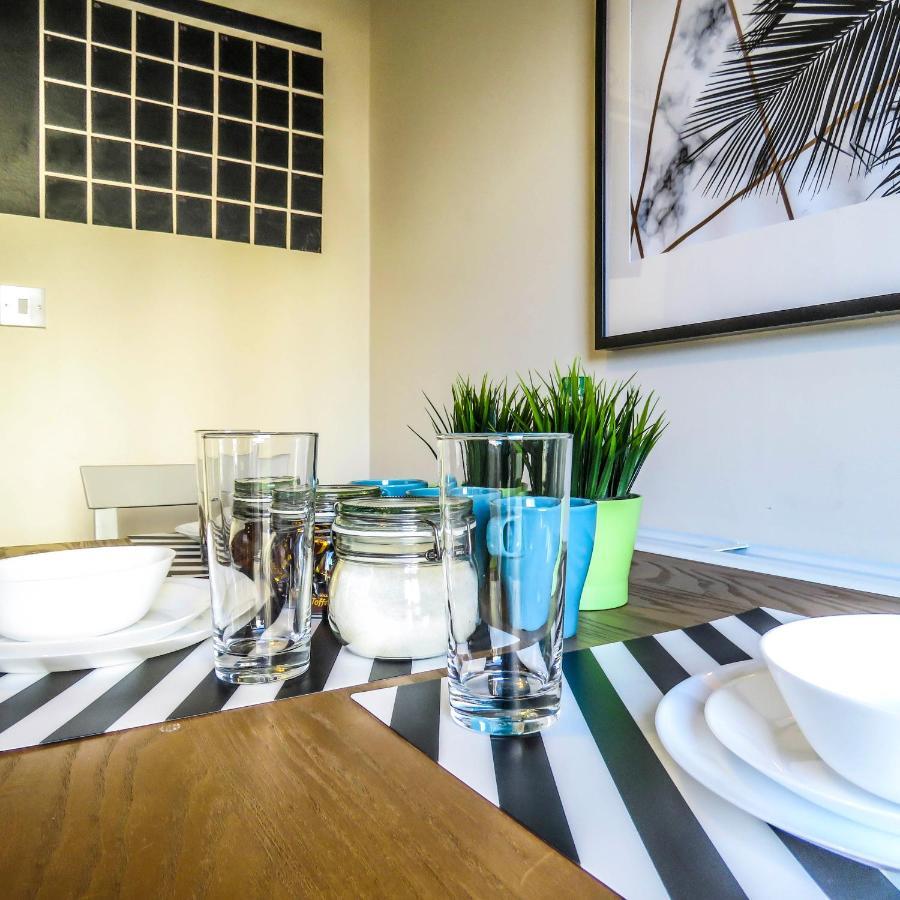 Tudors Esuites 4 Bedroom House Driveway & Garden Birmingham Luaran gambar